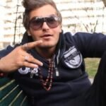 how-to-make-selfies-with-dorian-rossini