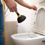 methodes-efficaces-deboucher-wc